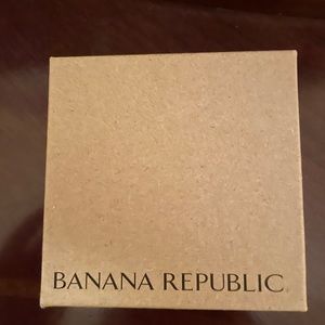 Banana republic necklace